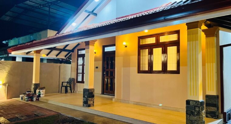 HOUSE FOR SALE – SEBASTIAN ROAD, KATUWAPITIYA, NEGOMBO