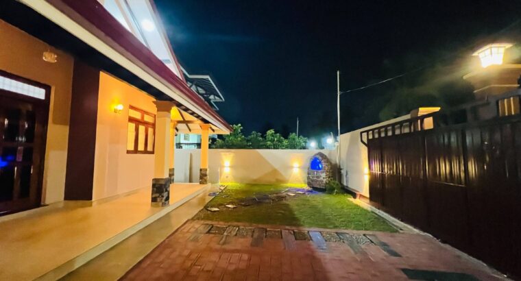 HOUSE FOR SALE – SEBASTIAN ROAD, KATUWAPITIYA, NEGOMBO