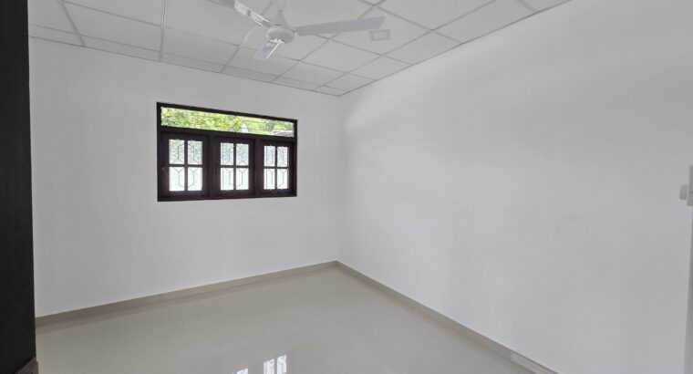 A fully equipped house is for sale in the Kadirana area of Negombo.