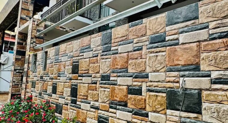 KAHATHUDUWA BRAND NEW BOX TYPE MODERN HOUSEWITH ROOF TOP AREA