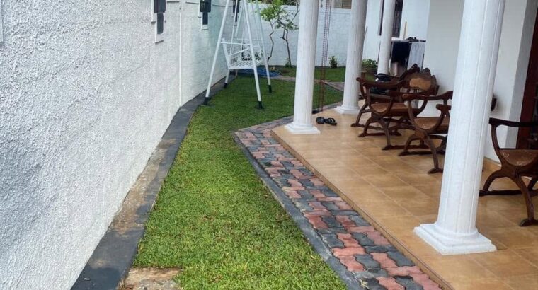 House for Sale with furniture – kadawatha