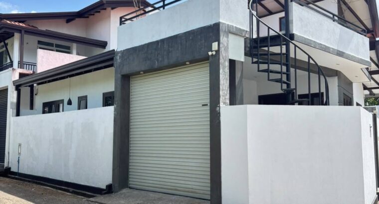 Brand New Single Storey House For Sale In Athurugiriya.