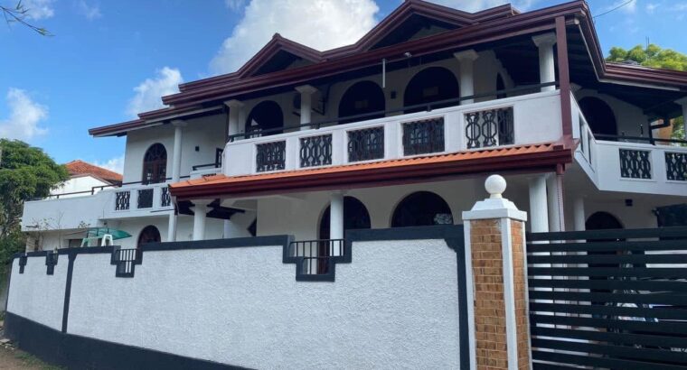 House for Sale with furniture – kadawatha