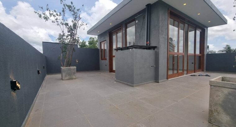 Newly Build Luxury 3 Storyed House For Sale In Thalawathugoda