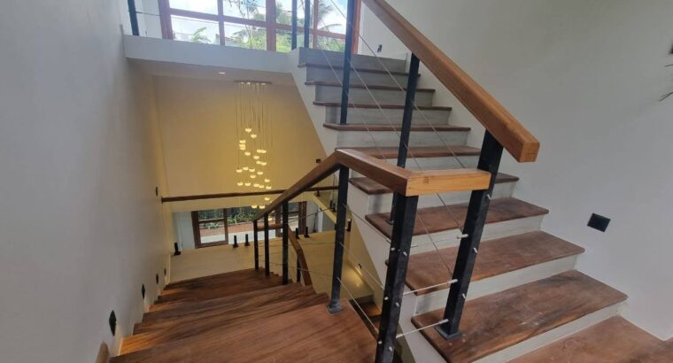 Newly Build Luxury 3 Storyed House For Sale In Thalawathugoda