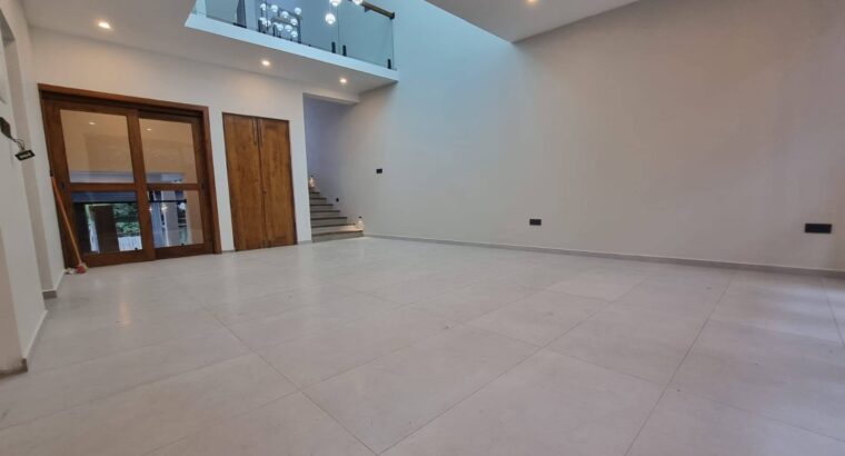 Newly Build Luxury 3 Storyed House For Sale In Thalawathugoda