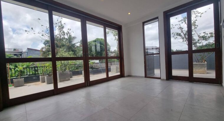 Newly Build Luxury 3 Storyed House For Sale In Thalawathugoda