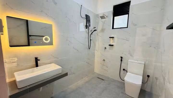BRAND NEW LUXURY HOUSE FOR SALE UDUGAMPOLA , GAMPAHA