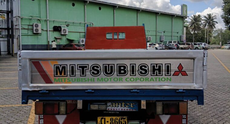 MITSUBISHI CANTER