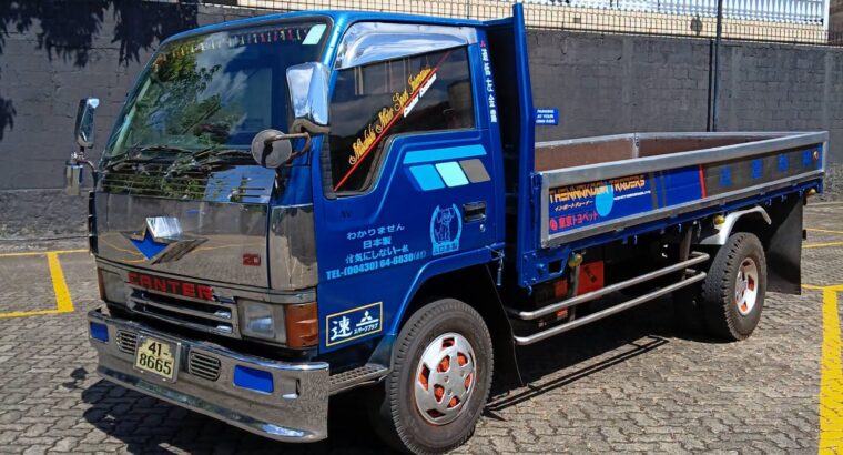 MITSUBISHI CANTER