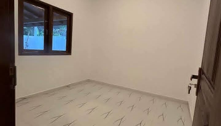 BRAND NEW, FULLY EQUIPPED, 4-BEDROOM HOUSE (NEVER OCCUPIED) LOCATED 500M FROM HIGH LEVEL ROAD IN WATARAKA, HOMAGAMA