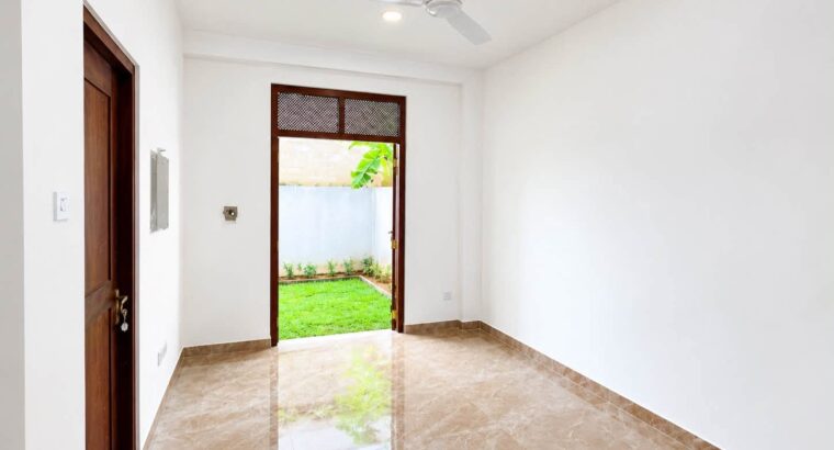 BRAND NEW HOUSE FOR SALE HOMAGAMA