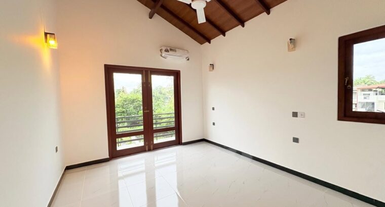 BRAND NEW LUXURY HOUSE FOR SALE – BATTARAMULLA