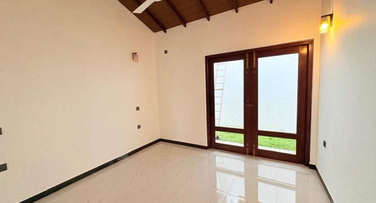 BRAND NEW LUXURY HOUSE FOR SALE – BATTARAMULLA
