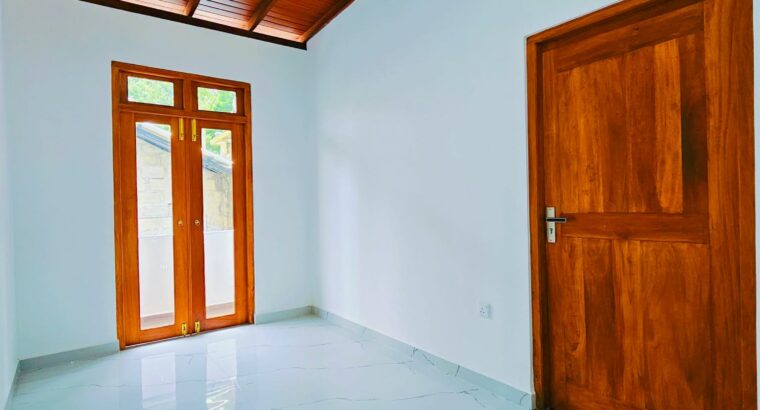 SUPER LUXURY 2-STOREY HOUSE WITH ROOFTOP FOR SALE – POLGASOWITA, KOTTAWA ROAD