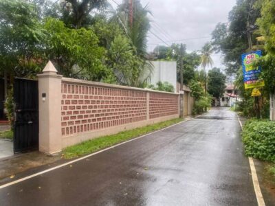 THALAWATHUGODA – KALALGODA ROAD – HOUSE FOR URGENTLY SALE