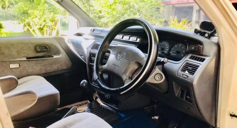 TOYOTA NOAH KR42 (TURBO DIESEL)