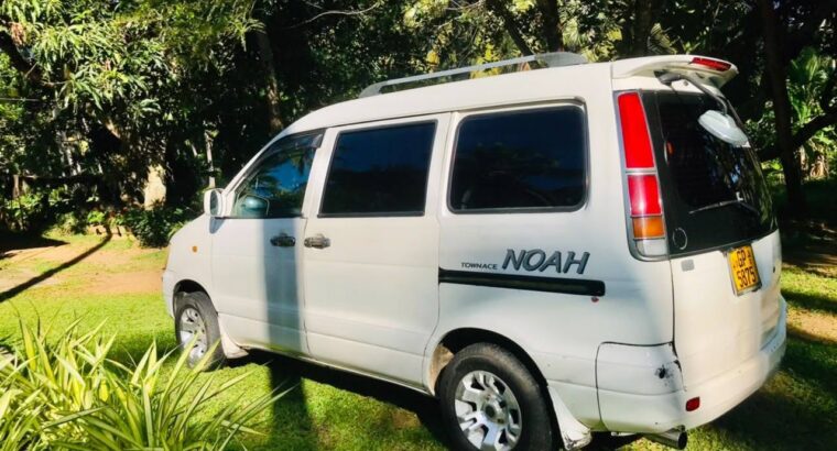 TOYOTA NOAH KR42 (TURBO DIESEL)