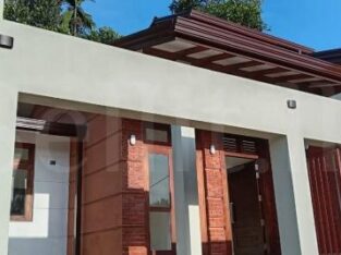 HOUSE FOR SALE IN ATHURUGIRIYA