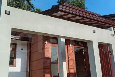 HOUSE FOR SALE IN ATHURUGIRIYA